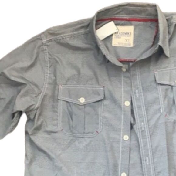 😊 3/$30 
NWT Men’s Akademiks Button Down Long Sleeve XL black/white plaid - Picture 11 of 11